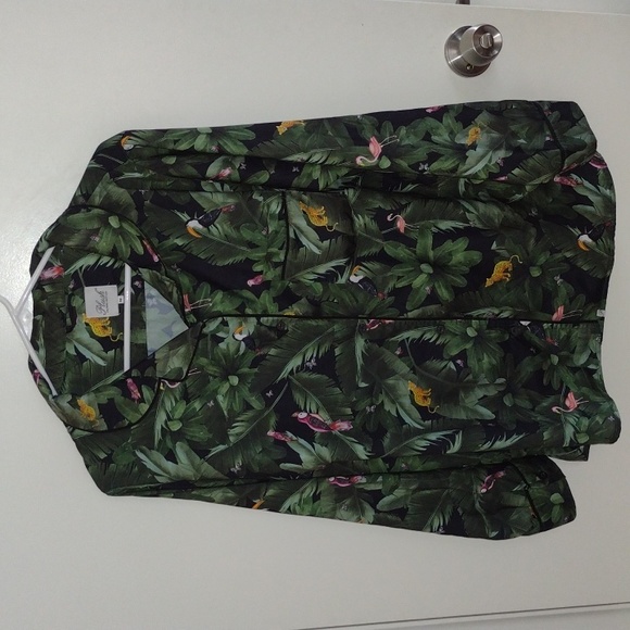 Plush Satin Jungle Print Button Down Pajama Shirt Size M Tropical Animal Print - Picture 2 of 13